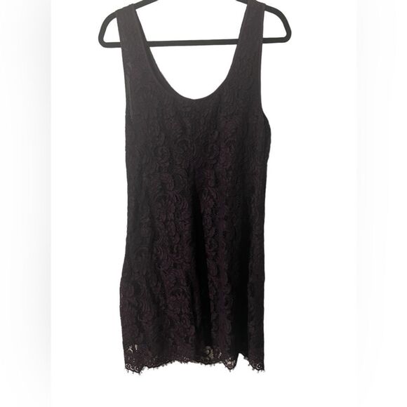 Aritzia Purple lace dress - Picture 3 of 6